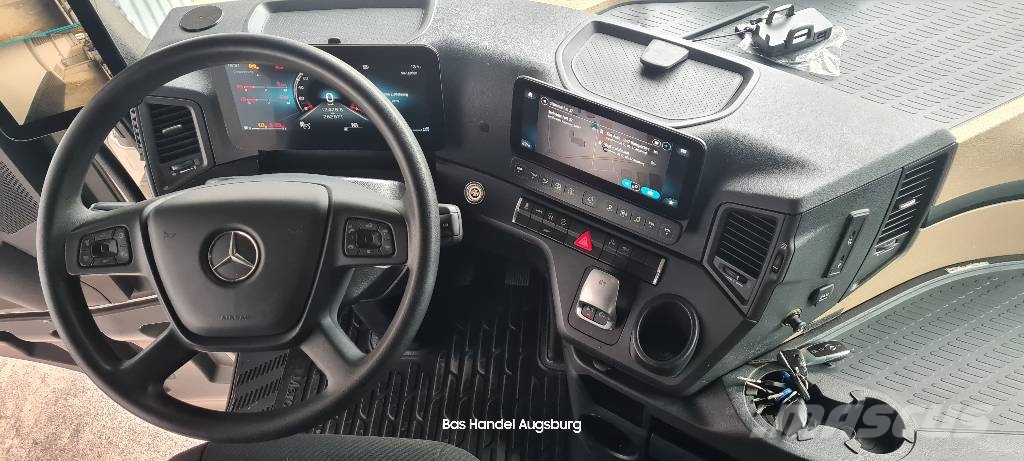 Mercedes-Benz Mercedes-Benz Actros 2551Abrollkipp KEMPF Anhänger Kontejnerski tovornjaki