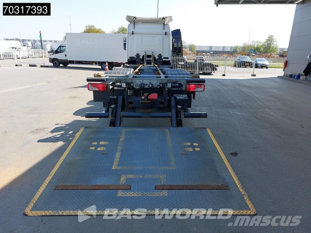 Scania P500 P 6X2 2500kg Ladebordwand BDF Lift+steering a Vaihtolava-autot