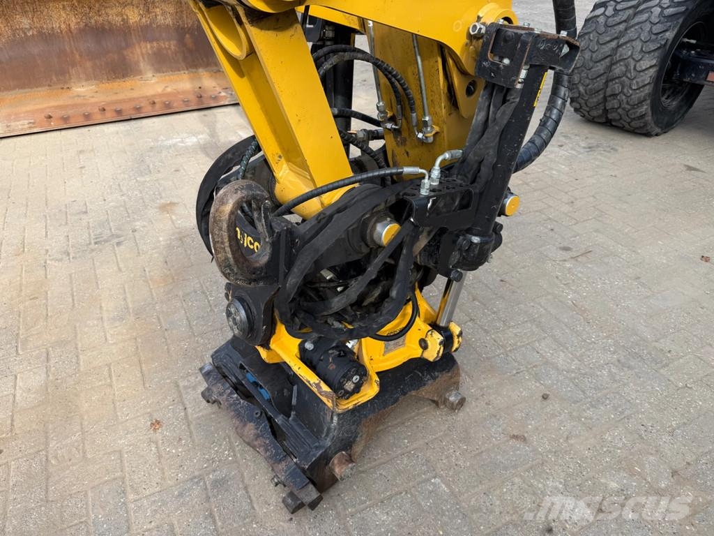 CAT M316 Next gen 휠 굴삭기