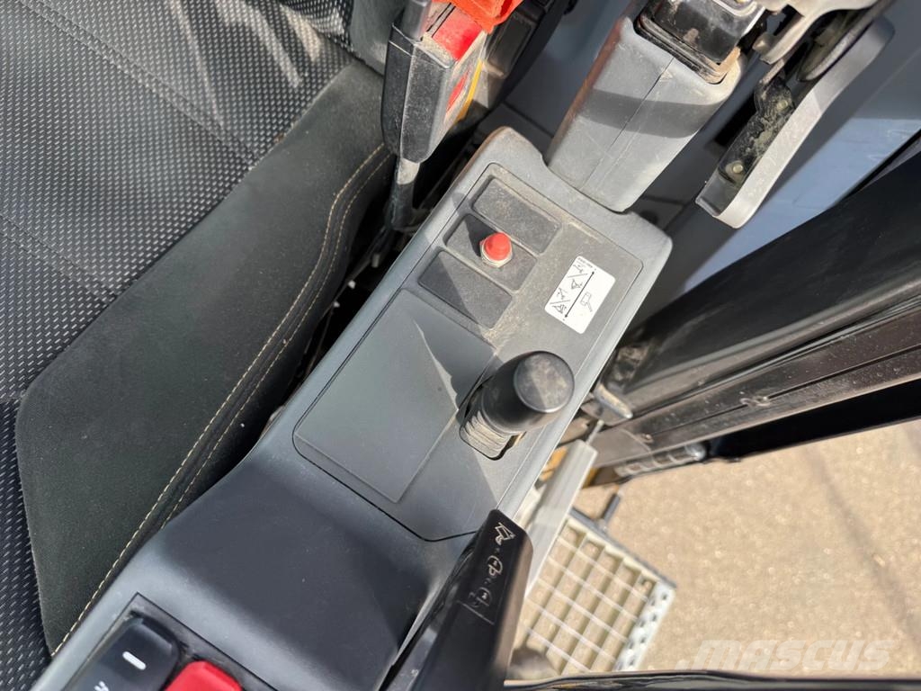 CAT M316 Next gen 휠 굴삭기