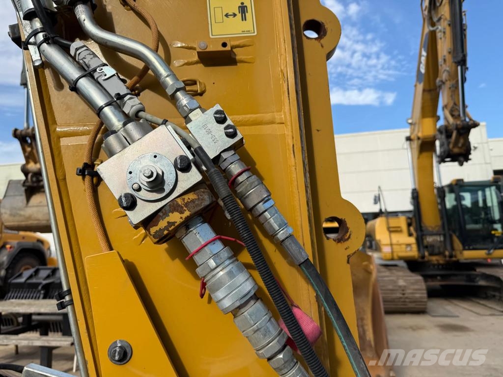 CAT M316 Next gen 휠 굴삭기