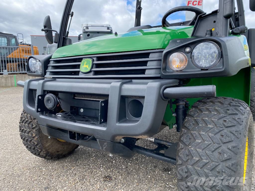 John Deere GATOR HPX815E-4x4 Diesel endommagé ユーティリティー機械