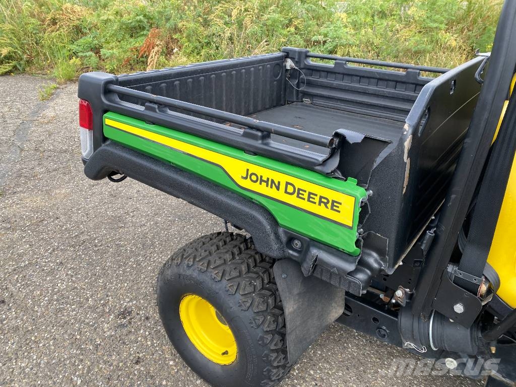 John Deere GATOR HPX815E-4x4 Diesel endommagé ユーティリティー機械