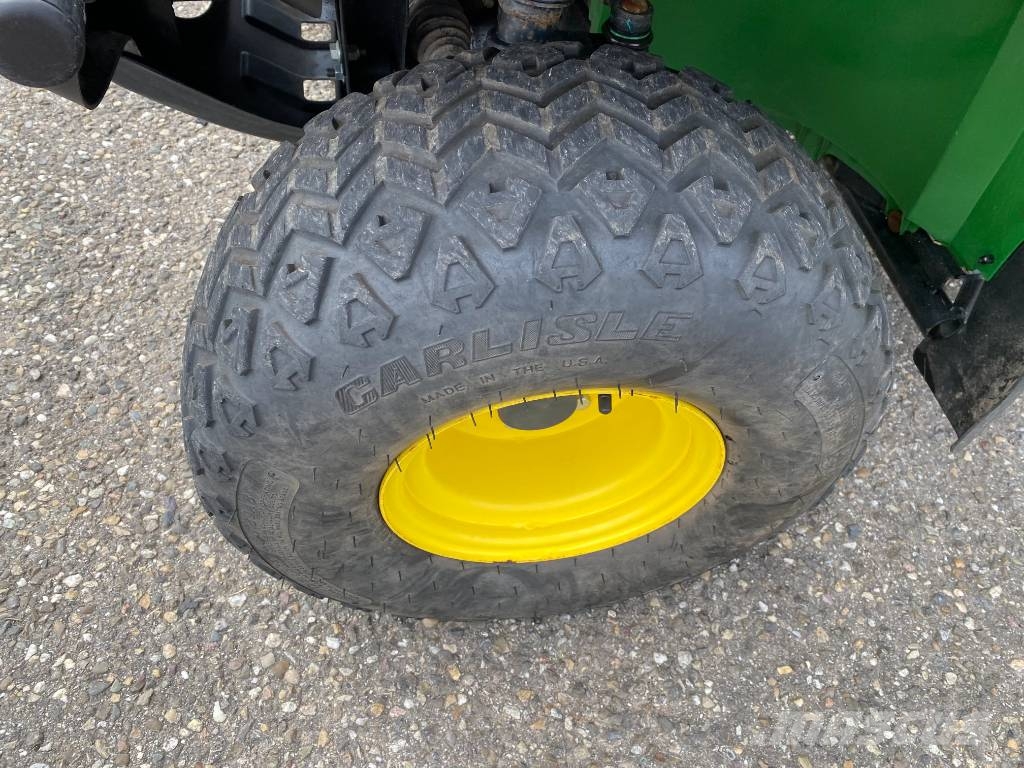 John Deere GATOR HPX815E-4x4 Diesel endommagé ユーティリティー機械
