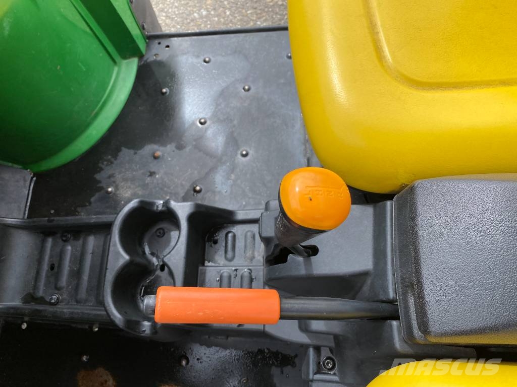 John Deere GATOR HPX815E-4x4 Diesel endommagé ユーティリティー機械