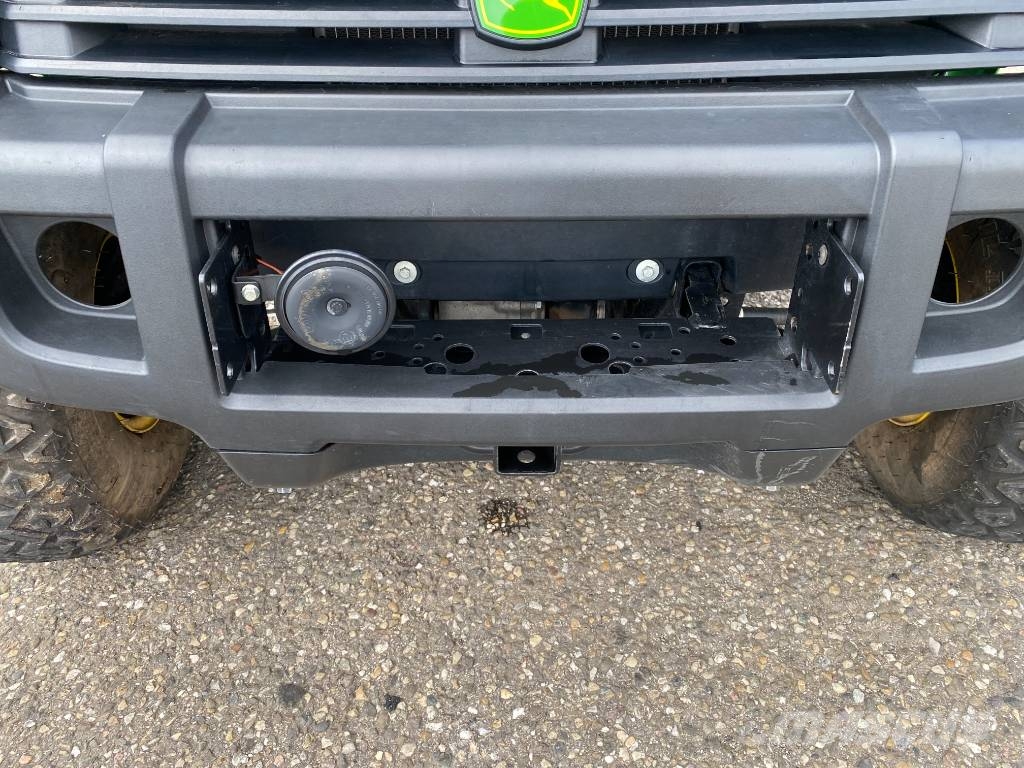 John Deere GATOR HPX815E-4x4 Diesel endommagé ユーティリティー機械