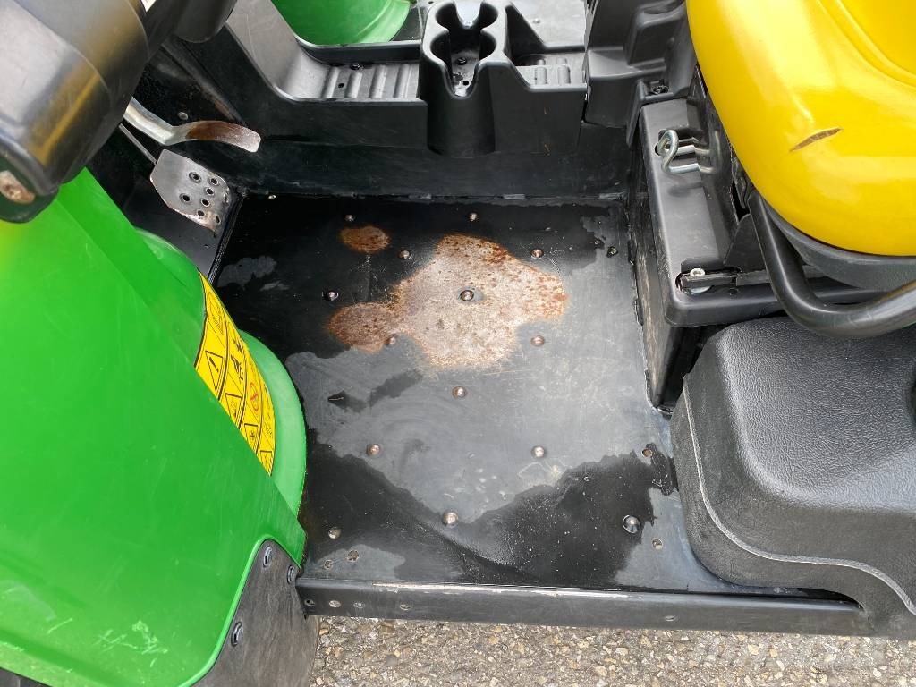 John Deere GATOR HPX815E-4x4 Diesel endommagé ユーティリティー機械