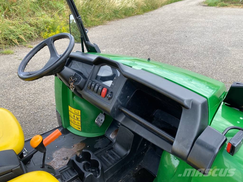 John Deere GATOR HPX815E-4x4 Diesel endommagé ユーティリティー機械