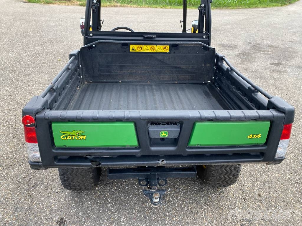 John Deere GATOR HPX815E-4x4 Diesel endommagé ユーティリティー機械