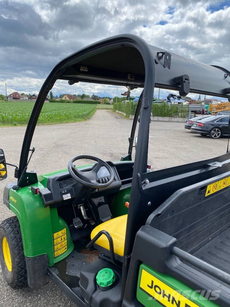 John Deere GATOR HPX815E-4x4 Diesel endommagé ユーティリティー機械