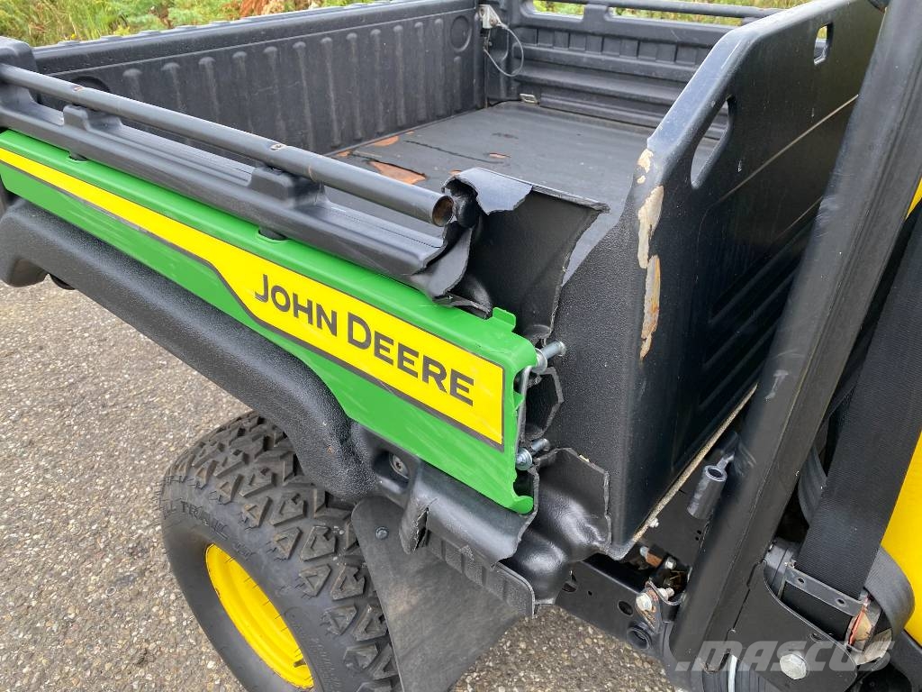John Deere GATOR HPX815E-4x4 Diesel endommagé ユーティリティー機械