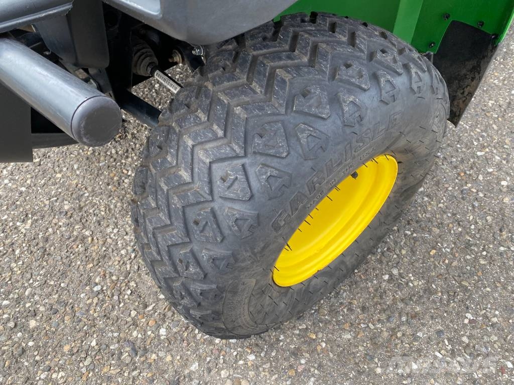 John Deere GATOR HPX815E-4x4 Diesel endommagé ユーティリティー機械