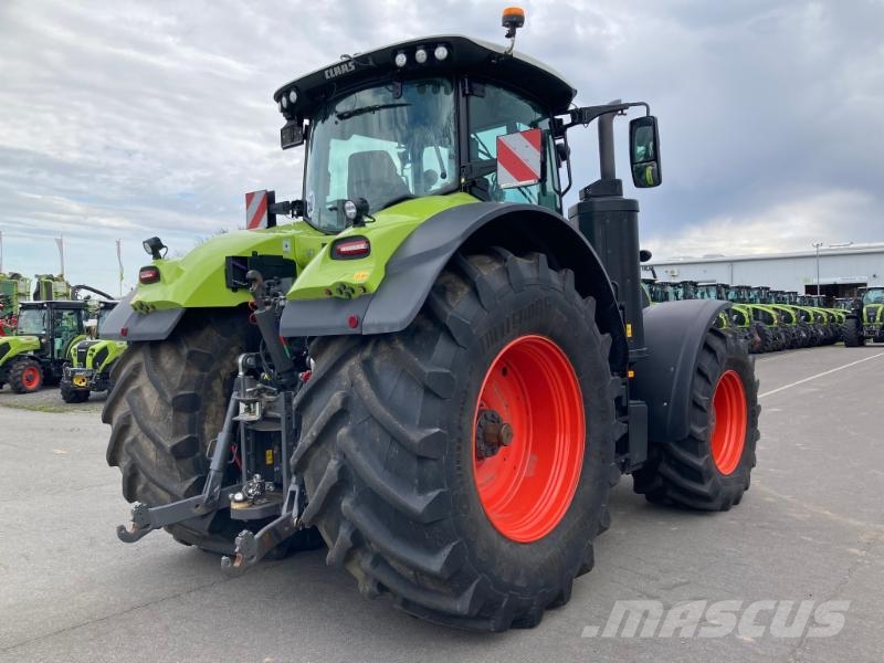 CLAAS AXION 960 CMATIC CEBIS Tractors