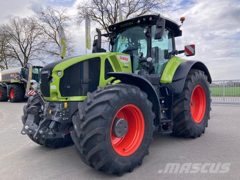 CLAAS AXION 960 CMATIC CEBIS Tractors