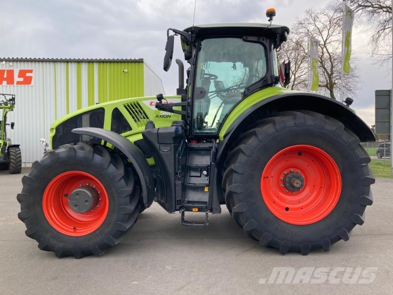 CLAAS AXION 960 CMATIC CEBIS Tractors