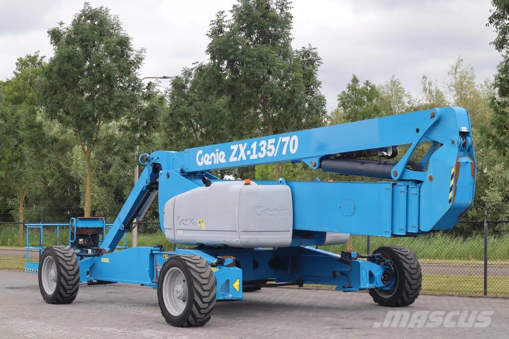 Genie ZX-135 /70 | 43 METER | 272 KG | LOW HOURS Articulated boom lifts