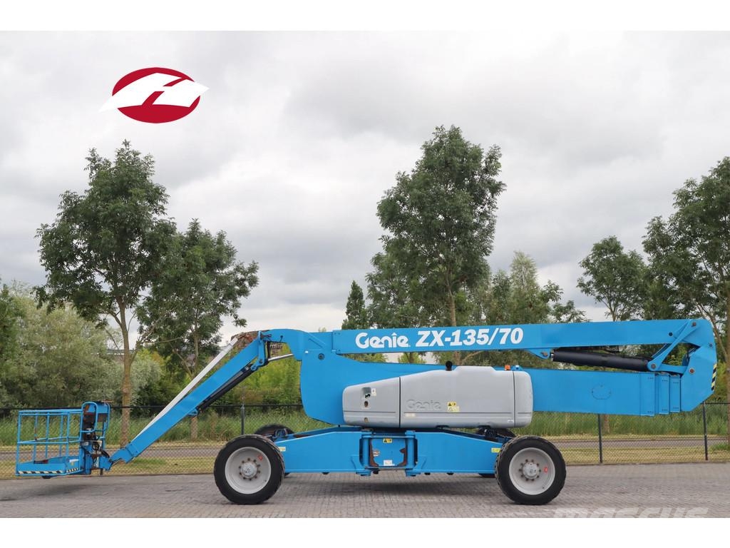 Genie ZX-135 /70 | 43 METER | 272 KG | LOW HOURS Articulated boom lifts
