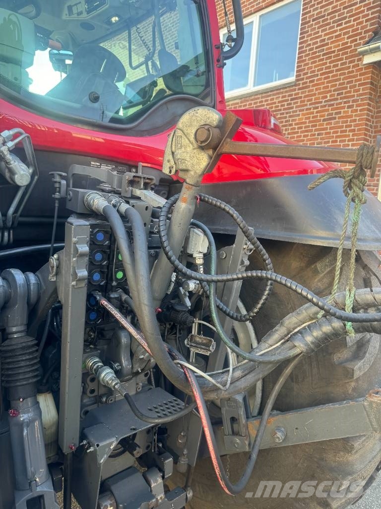 Valtra T 214 D TwinTrac SkyView m. kronos 150 skovvogn Tratores florestais