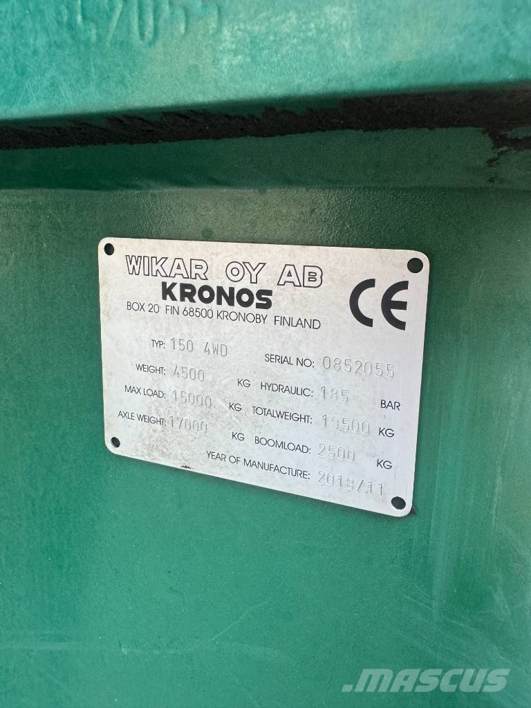 Valtra T 214 D TwinTrac SkyView m. kronos 150 skovvogn Tratores florestais