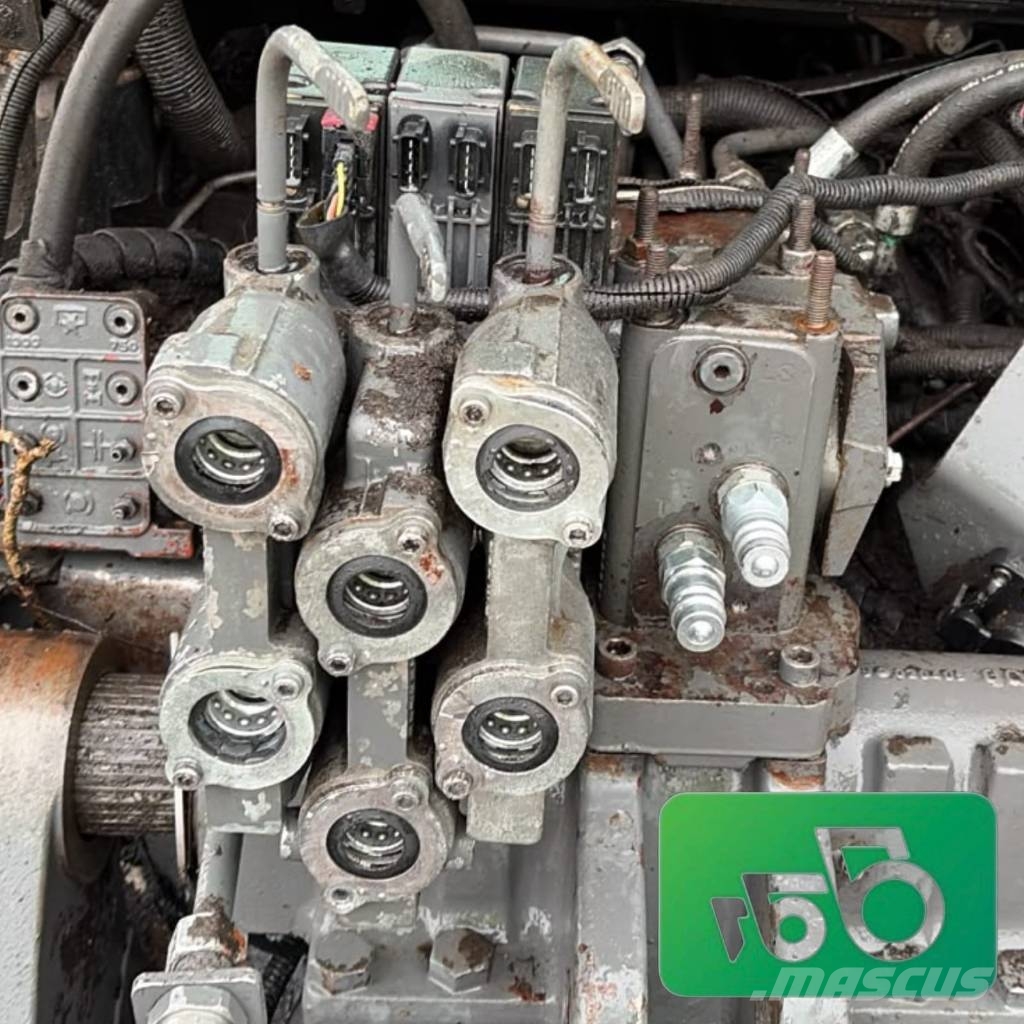 Valtra S292 (2008-2011 r.) Parts Chassis and suspension