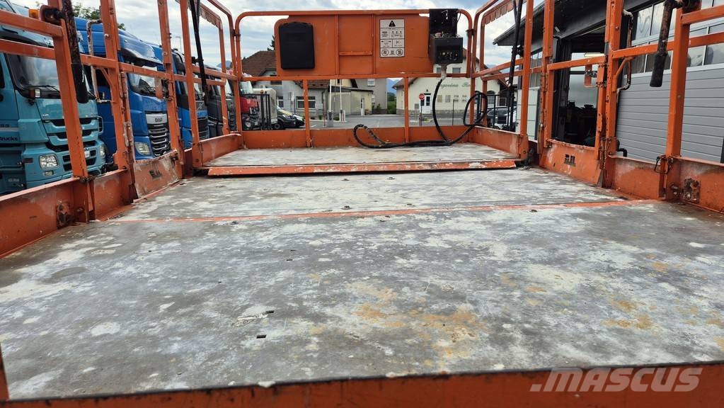 JLG 3394RT - 2008 YEAR - 3215 HOURS - 12M Sakselifter