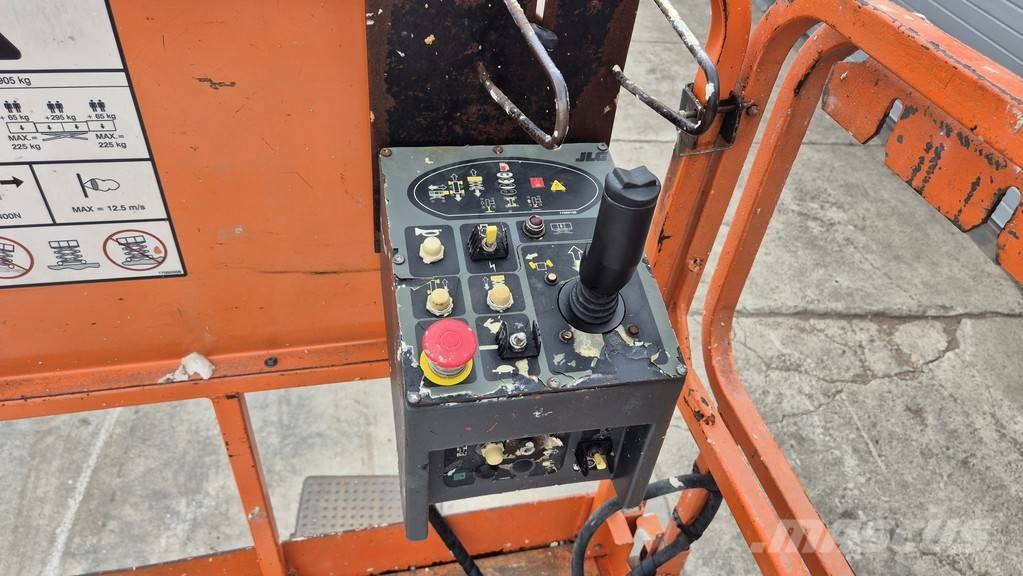 JLG 3394RT - 2008 YEAR - 3215 HOURS - 12M Sakselifter