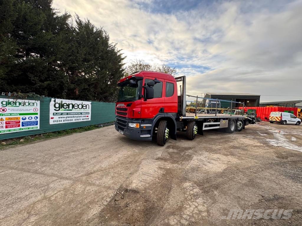 Scania P 410 Kamioni sa ravan platformom / vitlom