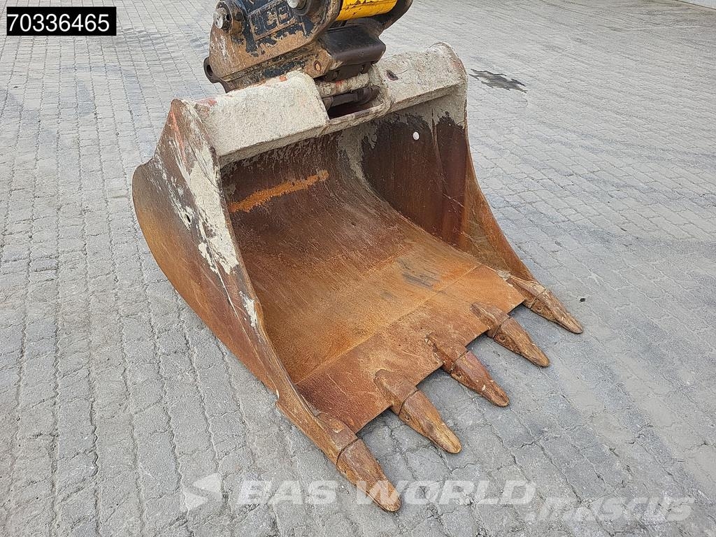 JCB 140X L SV Bagri goseničarji