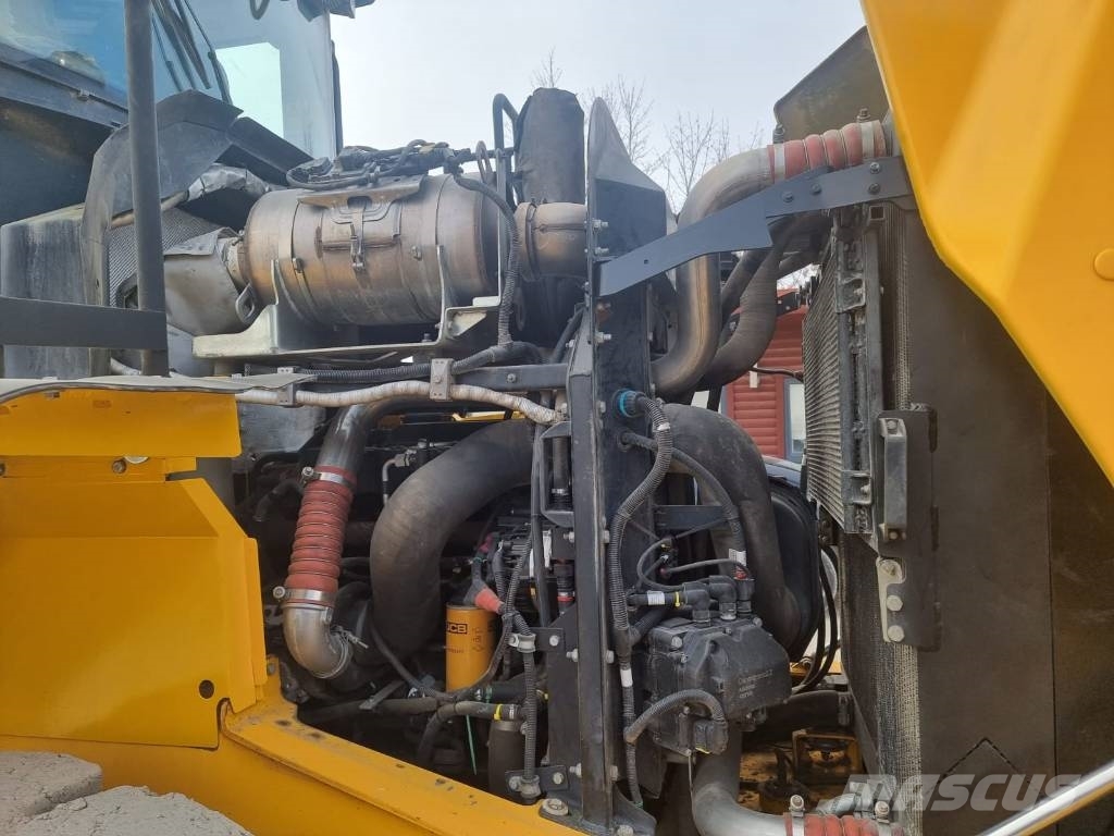 JCB 427 Naudoti ratiniai krautuvai