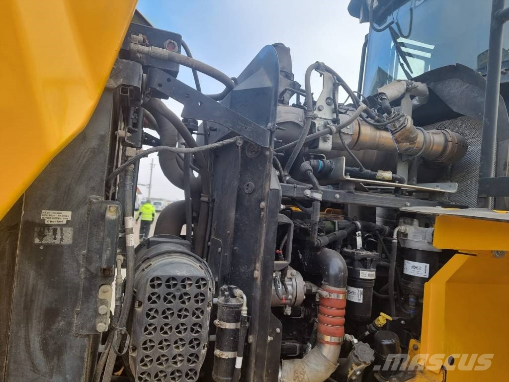 JCB 427 Naudoti ratiniai krautuvai