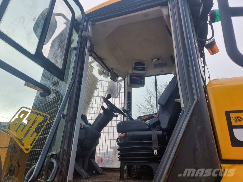 JCB 427 Naudoti ratiniai krautuvai