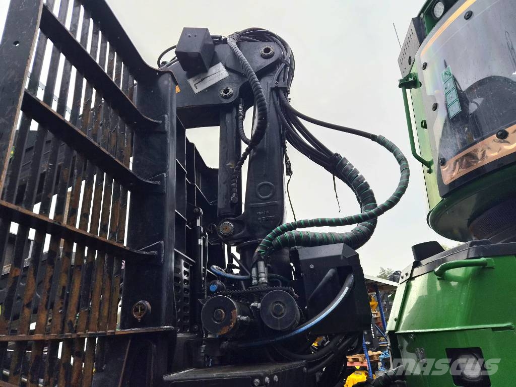 John Deere 1210 G Naudoti miškovežiai (Forvarderiai)