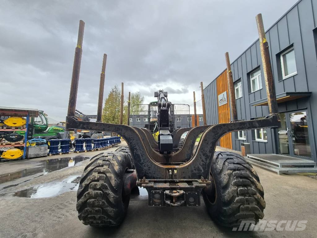 John Deere 1210 G Naudoti miškovežiai (Forvarderiai)