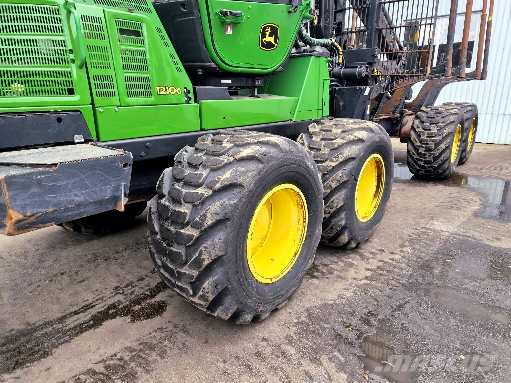 John Deere 1210 G Naudoti miškovežiai (Forvarderiai)