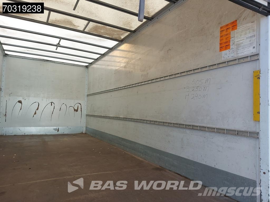Renault D 180 4X2 NL-Truck APK 750kg Ladebordwand Manual E Camiones con caja de remolque