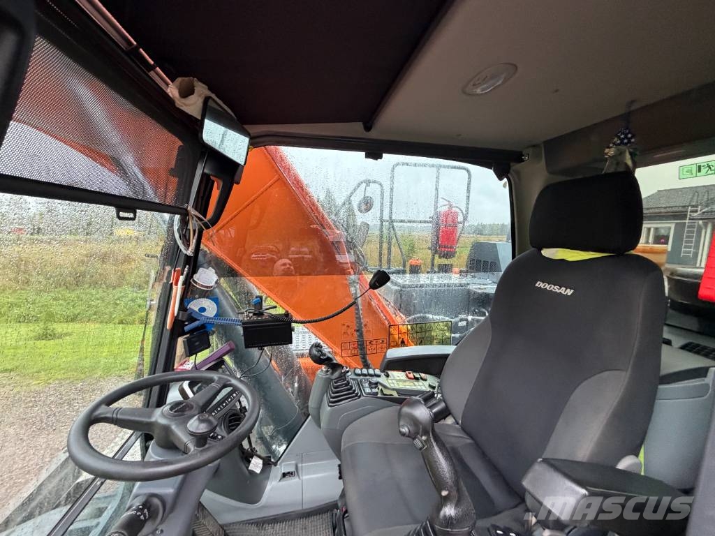 Doosan DX 170 W Pyöräkaivukoneet