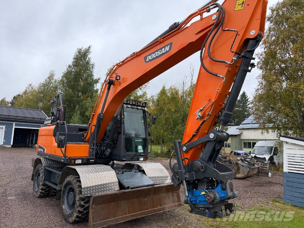 Doosan DX 170 W Pyöräkaivukoneet