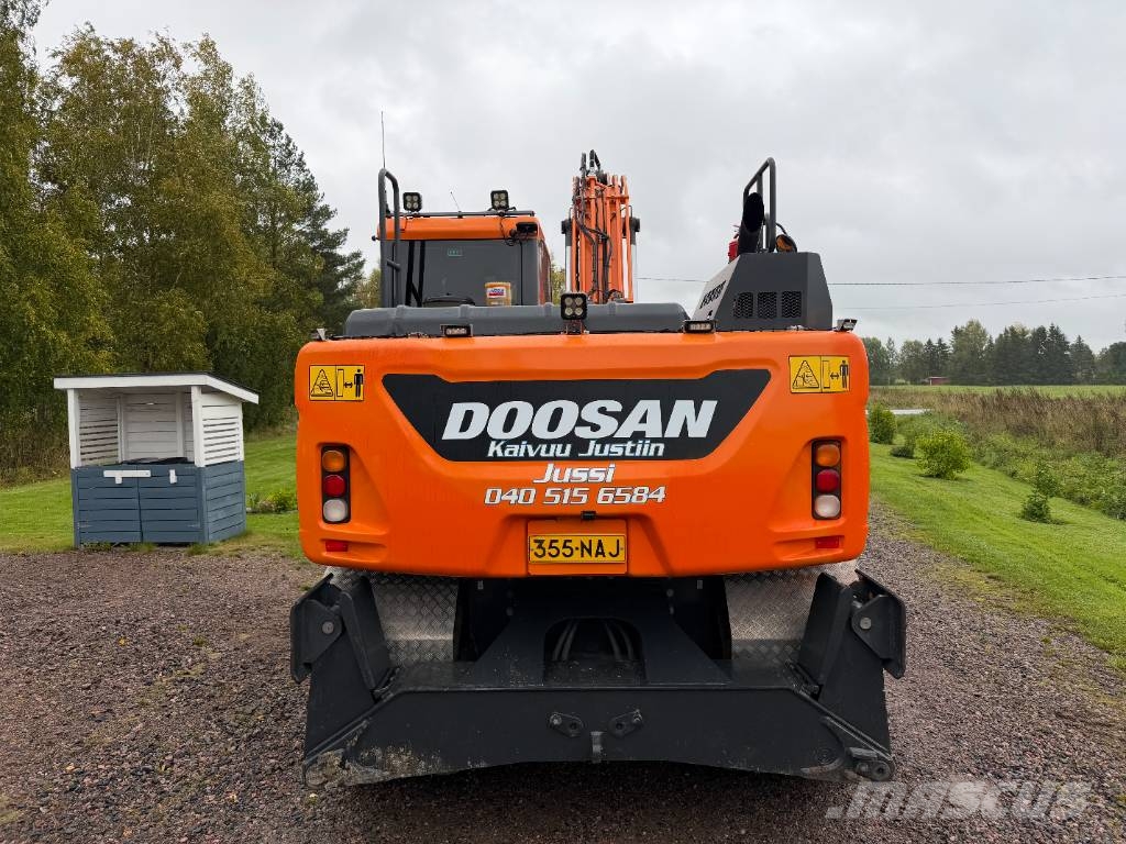 Doosan DX 170 W Pyöräkaivukoneet