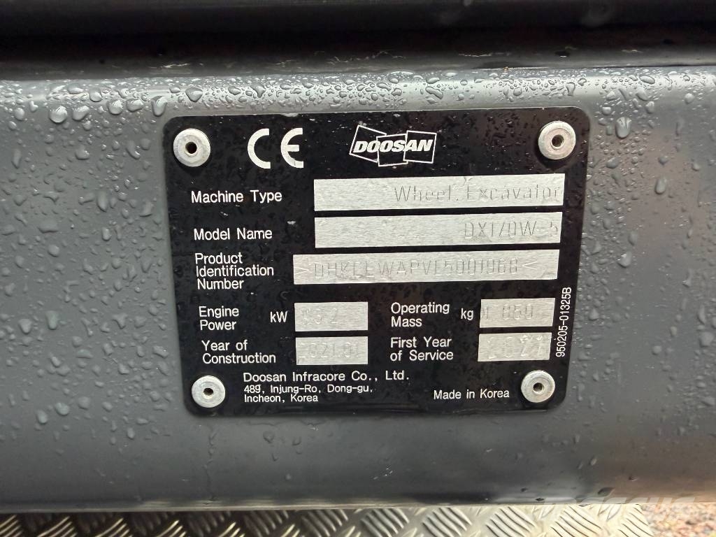 Doosan DX 170 W Pyöräkaivukoneet