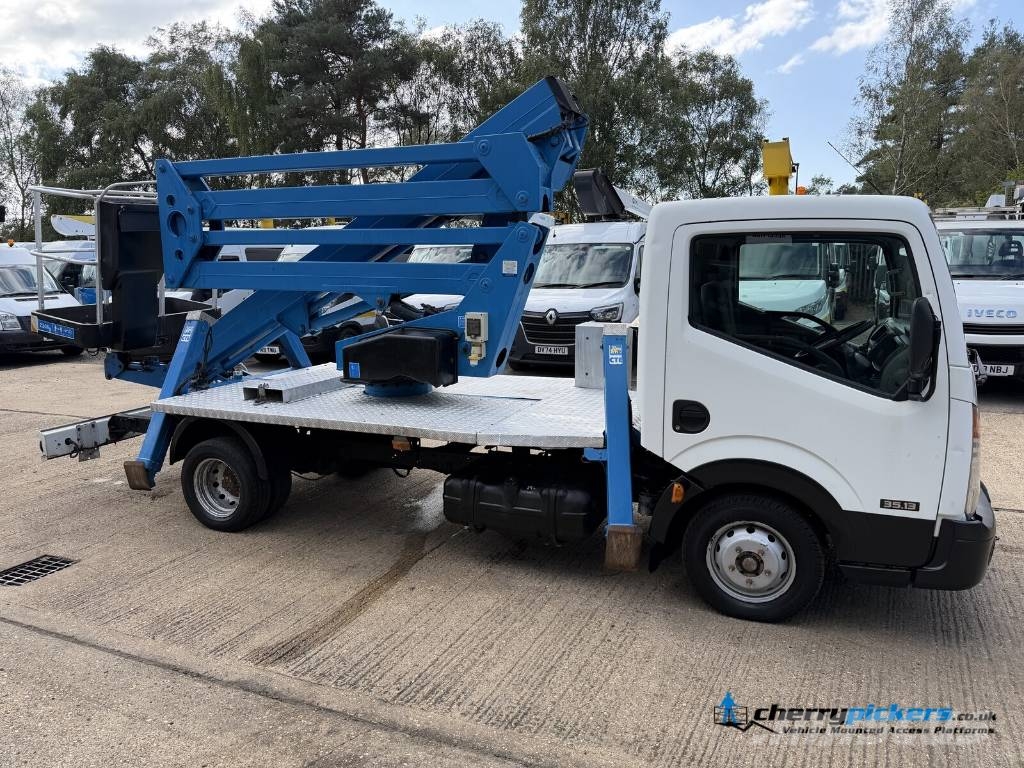 Nissan Cabstar CTE Z20E Cherry Picker المنصات الهوائية المثبتة على شاحنة