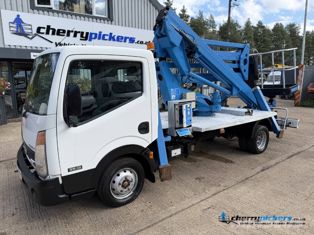 Nissan Cabstar CTE Z20E Cherry Picker المنصات الهوائية المثبتة على شاحنة