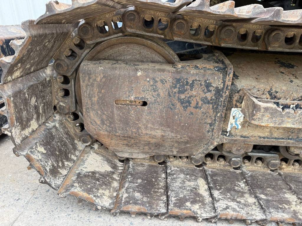 Hitachi ZX135USBL-7 Bageri gusjeničari