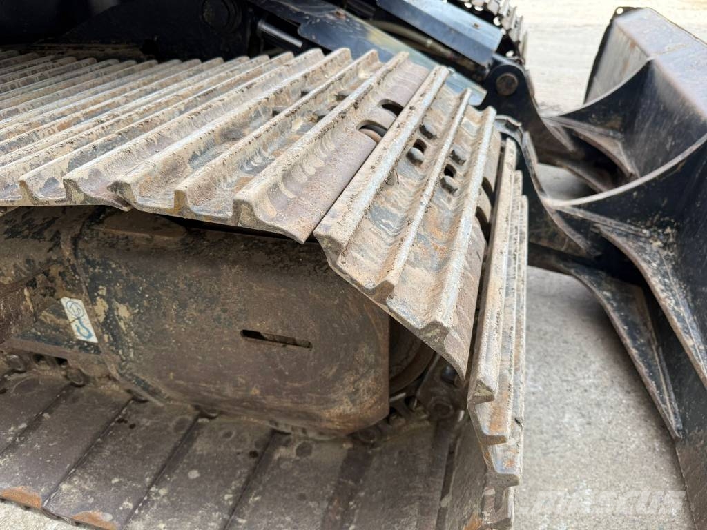 Hitachi ZX135USBL-7 Bageri gusjeničari
