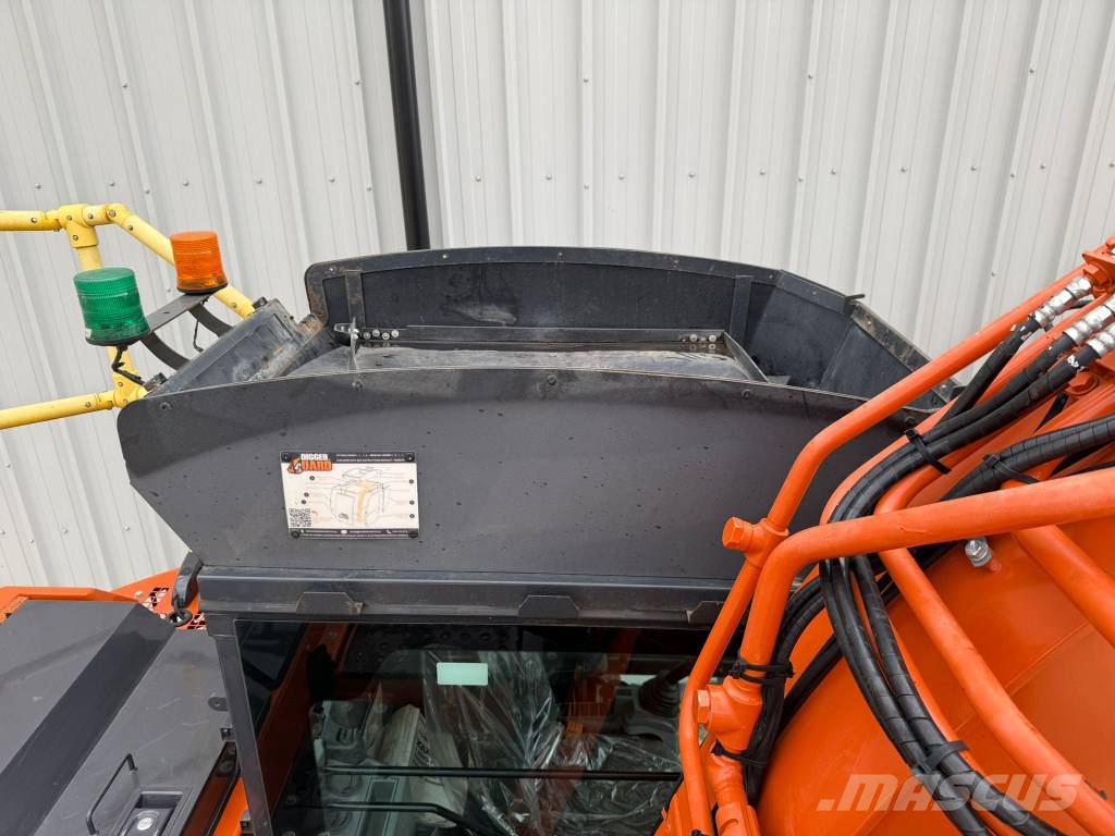 Hitachi ZX135USBL-7 Bageri gusjeničari