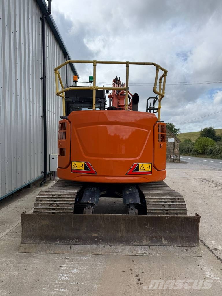 Hitachi ZX135USBL-7 Bageri gusjeničari