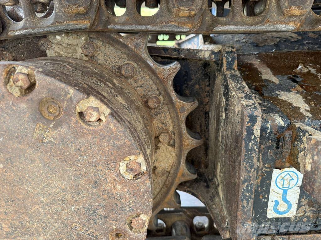 Hitachi ZX135USBL-7 Bageri gusjeničari