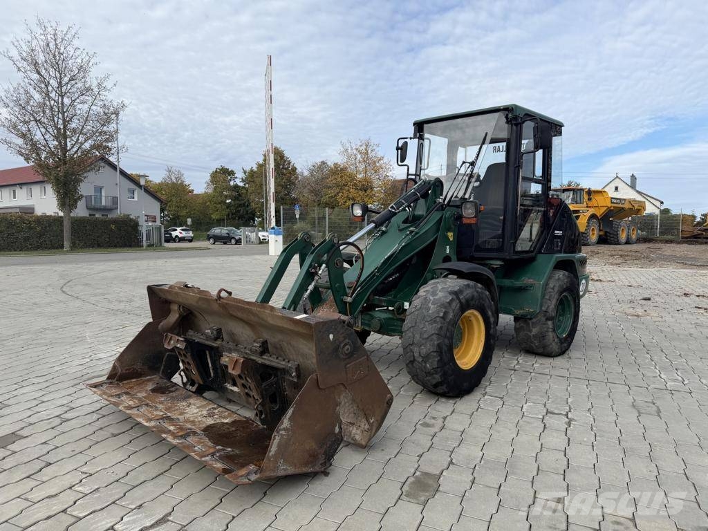 CAT 906 Radlader