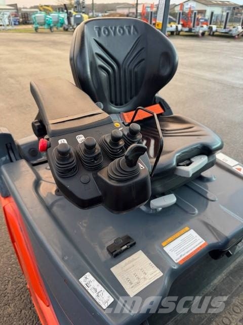 Toyota 8 FBEK 18 T Electric forklifts