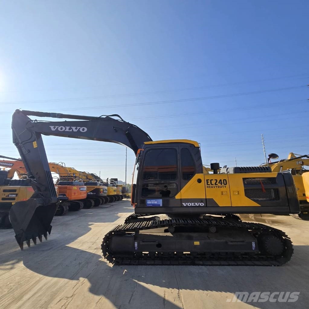 Volvo EC 240 Гусеничные экскаваторы