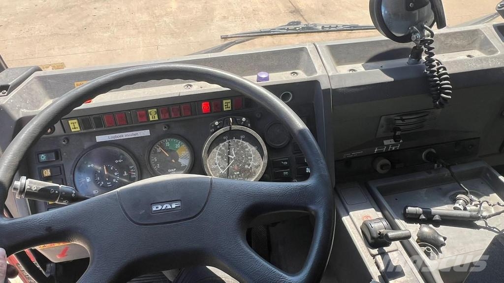 DAF 1700 ATI (FIRETRUCK / 60.000 KM / MANUAL PUMP / PO Brandbilar